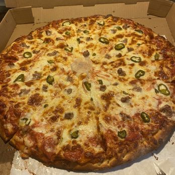 Finas Trattoria - Boom looking Pizza, nice crispy crust - Pizza Near Me - San Pablo, California