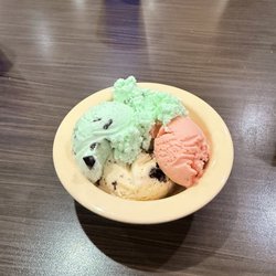 Asian Star Buffet - Ice cream