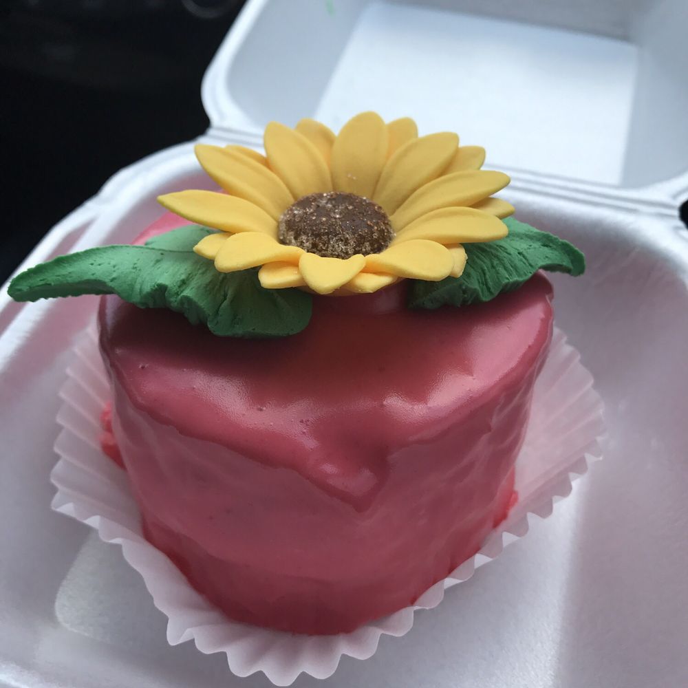 Tee's Cakes & Pastries - Bakeries Near Me - Chelsea, Alabama Tee's Cakes & Pastries - Bakeries Near Me - Chelsea, Alabama