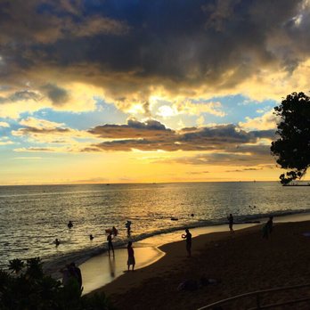 Waikiki Beach - Beaches Near Me