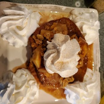 Willy's Kitchen - Fried Apple Granola French toast - American Near Me - Glen Burnie, Maryland