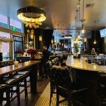 Central Bar + Restaurant - Coolest place in my lobby: I have the key! - American Near Me - Bellevue, Washington