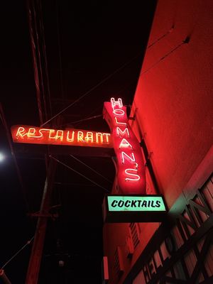 Holman's Bar & Grill by null
