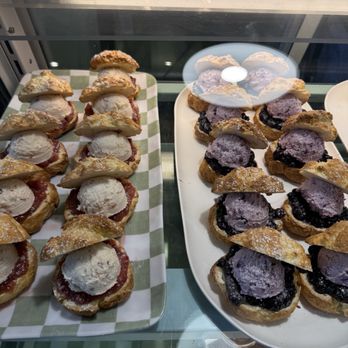 brown bag cookies - Desserts Near Me - Los Angeles, California brown bag cookies - Desserts Near Me - Los Angeles, California