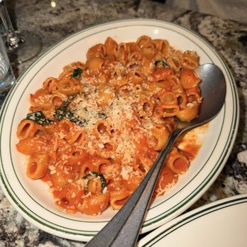 DeNuccis - Lumache alla Vodka - New American Near Me - Lincoln Park, Illinois