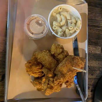 The Cookshack - 5 Chicken Tenders , Mac 'N Cheese , Cookshack Sauce - Chicken Shop Near Me - Houston, Texas The Cookshack - 5 Chicken Tenders , Mac 'N Cheese , Cookshack Sauce - Chicken Shop Near Me - Houston, Texas