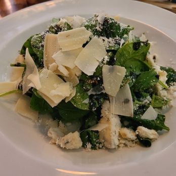Limoncello Belltown - Insalata di Spinaci - Italian Near Me - Seattle, Washington Limoncello Belltown - Insalata di Spinaci - Italian Near Me - Seattle, Washington