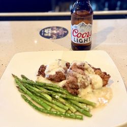 Tobacco Road Sports Café - Country Frizzled & Drizzled Chicken w/ Coors Light
