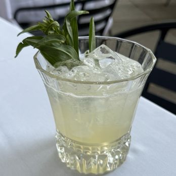 Juniper - Pear pressure - Bars Near Me - Wellesley, Massachusetts Juniper - Pear pressure - Bars Near Me - Wellesley, Massachusetts