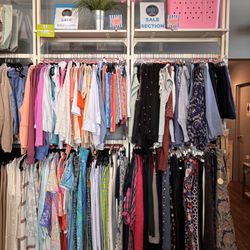 Molly's A Chic and Unique Boutique