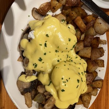 From Scratch Restaurant - Eggs Benedict - Sausage - Breakfast & Brunch Near Me - Carmel, California