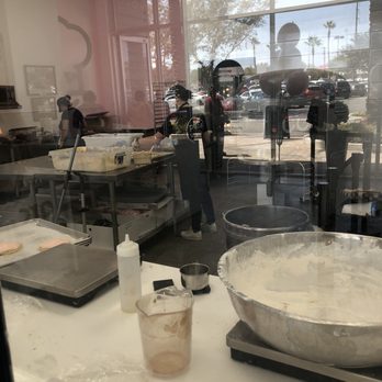 Crumbl - Orange - Bakeries Near Me - Orange, California