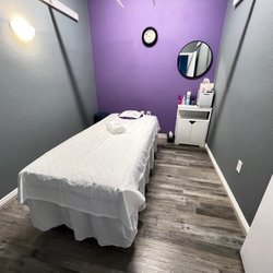 Essential Massage - Room