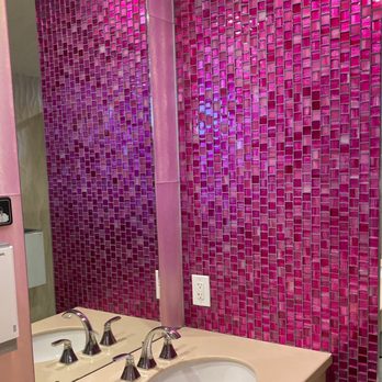 Kid Rip's - Love the bathroom tile - Pubs Near Me - Runnemede, New Jersey