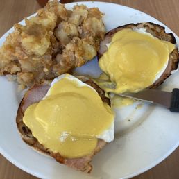 Eggs Benedict