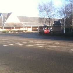 Tesco - Parking entrance