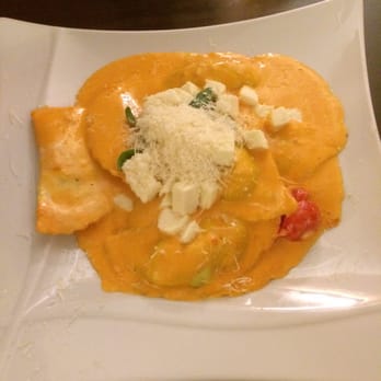 Osteria La Toscana - Ricotta spinach ravioli. Very good!! - Pizza Near Me - Weiden, BY Osteria La Toscana - Ricotta spinach ravioli. Very good!! - Pizza Near Me - Weiden, BY
