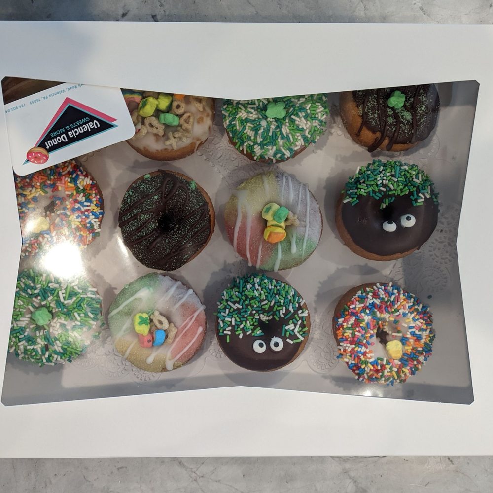 Valencia Donuts - St Patrick's day donuts! - Donuts Near Me - Valencia, Pennsylvania Valencia Donuts - St Patrick's day donuts! - Donuts Near Me - Valencia, Pennsylvania