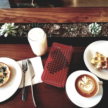 Sparrow Coffee - The perfect place to kick back, and enjoy some coffee with friends - Coffee Roasteries Near Me - Naperville, Illinois