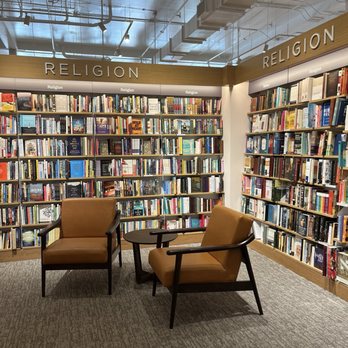 Barnes & Noble - Bookstores Near Me - Brea, California