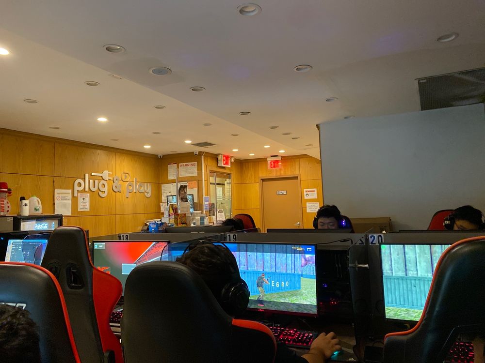 PLUG AND PLAY GAMING CAFE Updated October 2024 13 Photos & 21