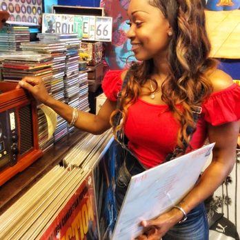 Dudley's Records - Vinyl Records Near Me - Torrance, California