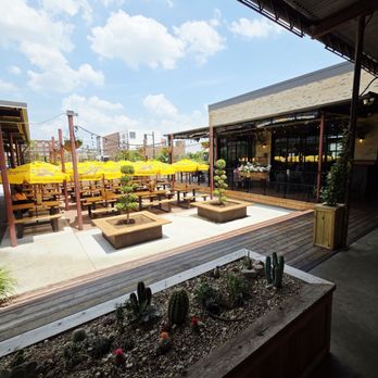 Terry Black's Barbecue - Waco - Patio area - Barbeque Near Me - Waco, Texas Terry Black's Barbecue - Waco - Patio area - Barbeque Near Me - Waco, Texas