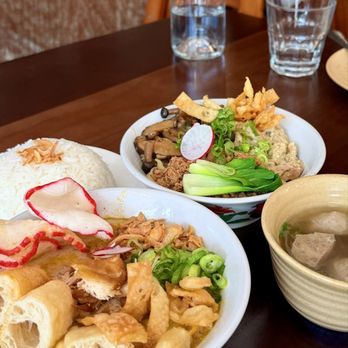 Padi - Bubur Ayam Lunch Bakmi Ayam Lunch - Indonesian Near Me - Los Angeles, California