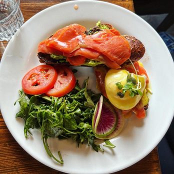 Le Sel Bistro - Avocado and salmon toast - Breakfast & Brunch Near Me - Tacoma, Washington Le Sel Bistro - Avocado and salmon toast - Breakfast & Brunch Near Me - Tacoma, Washington