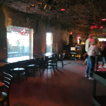 Edna's - Dive Bars Near Me - Oklahoma City, Oklahoma