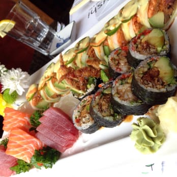 To-ne Sushi - Salmon and tuna sashimi appetizers. Summer roll. Spider roll. - Japanese Near Me - Toronto, Ontario To-ne Sushi - Salmon and tuna sashimi appetizers. Summer roll. Spider roll. - Japanese Near Me - Toronto, Ontario