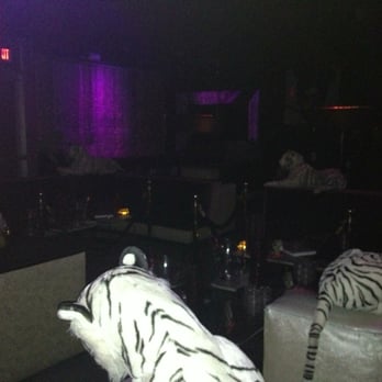 Mokai Lounge - Booth - Dance Clubs Near Me - Miami Beach, Florida Mokai Lounge - Booth - Dance Clubs Near Me - Miami Beach, Florida