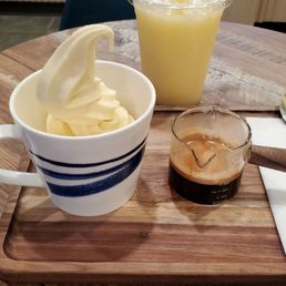 Affogato (front) and hallabong smoothie (back) Affogato (front) and hallabong smoothie (back)