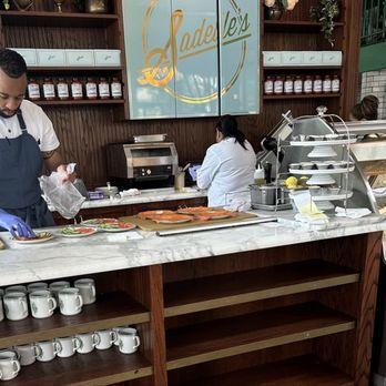 Sadelle's - Breakfast & Brunch Near Me - Dallas, Texas Sadelle's - Breakfast & Brunch Near Me - Dallas, Texas