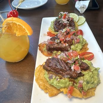 Noches de Colombia - Guacamole con Tostones - Colombian Near Me - Port Chester, New York Noches de Colombia - Guacamole con Tostones - Colombian Near Me - Port Chester, New York