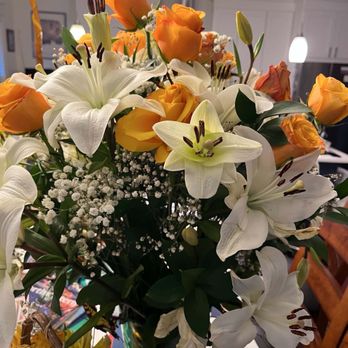 Minnesota Florist - 75th birthday arrangement - Florists Near Me - Washington, DC, District of Columbia Minnesota Florist - 75th birthday arrangement - Florists Near Me - Washington, DC, District of Columbia