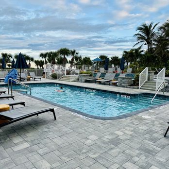 Hilton Garden Inn - Cocoa Beach - Poop area and they have a bar out there - Hotels Near Me - Cocoa Beach, Florida