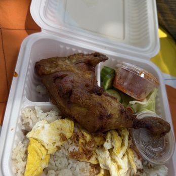 Lezat Indonesian Kitchen - Nasi Uduk Jakarta (Coconut Rice Combination) - Indonesian Near Me - San Diego, California Lezat Indonesian Kitchen - Nasi Uduk Jakarta (Coconut Rice Combination) - Indonesian Near Me - San Diego, California