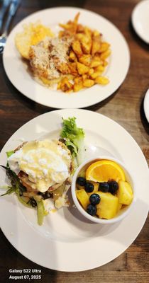 B. Matthew's Eatery by null