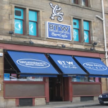 Behind The Wall - Pubs Near Me - Falkirk, FAL