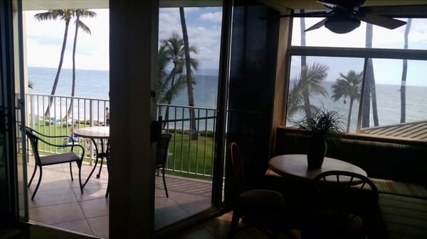 The Hale Pau Hana by null
