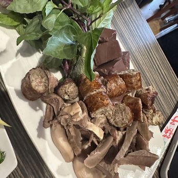 Dong Que Restaurant - Steam pork intestines - Vietnamese Near Me - San Jose, California