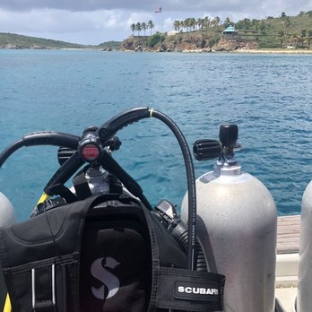 Red Hook Dive Center - Free Diving Near Me - East End, Virgin Islands