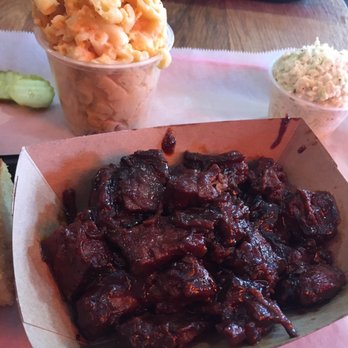 Black Hog BBQ - Arkansas Beef and Macaroni and Cheese - Barbeque Near Me - Frederick, Maryland