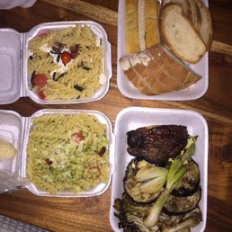 Togo with full items, including free bread and three type of dressing for dipping. Yummmm!