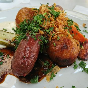 Kvarterskrogen Asken - Restaurants Near Me - Norrköping, E