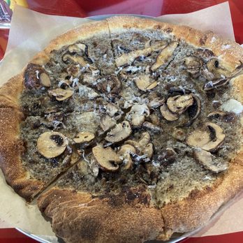 CRUST - I recommend the White Mushroom with a drizzle of truffle oil - Pizza Near Me - Pittsfield, Massachusetts