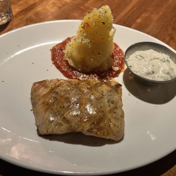 J. Alexander's - The grilled salmon my father loved so much with the spaghetti squash and red marinara sauce! - Steakhouses Near Me - Chattanooga, Tennessee J. Alexander's - The grilled salmon my father loved so much with the spaghetti squash and red marinara sauce! - Steakhouses Near Me - Chattanooga, Tennessee