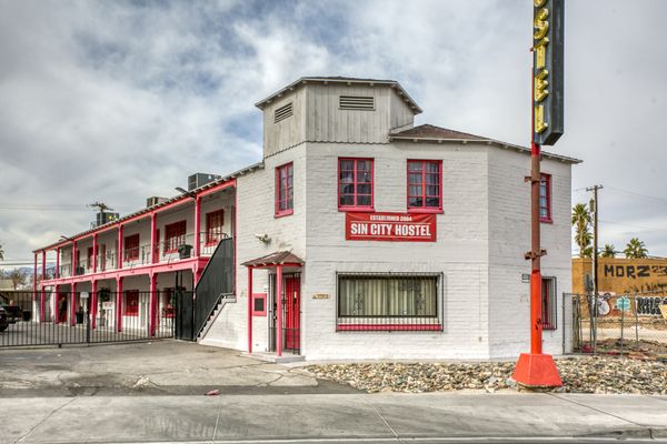 Sin City Hostel by null
