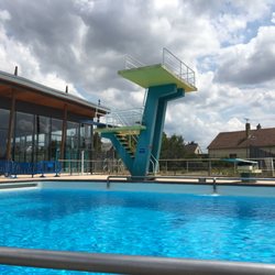 Centre Nautique Alain Guilloit - Port-Jérôme-sur-Seine (Notre-Dame-de-Gravenchon, 76 - Seine-Maritime, France) - Piscine Alain Guilloit - Fosse à plongeon